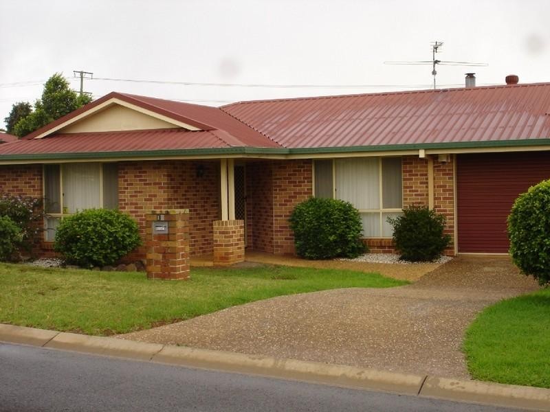 14 Stoneyhurst Court, Glenvale QLD 4350