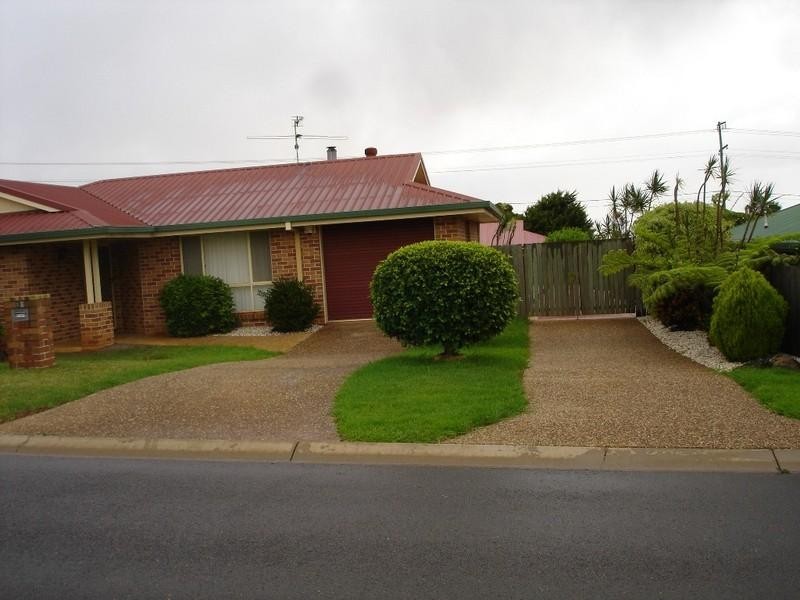 14 Stoneyhurst Court, Glenvale QLD 4350