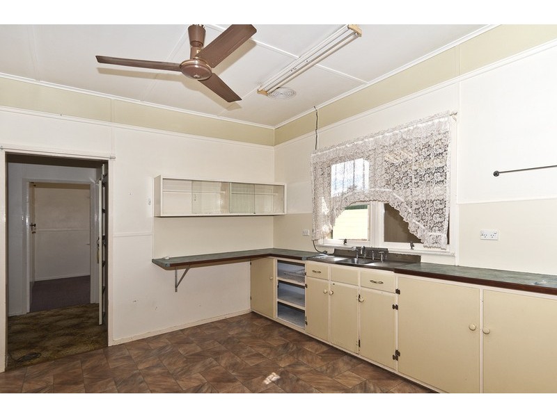 407 Alderley Street, Harristown QLD 4350