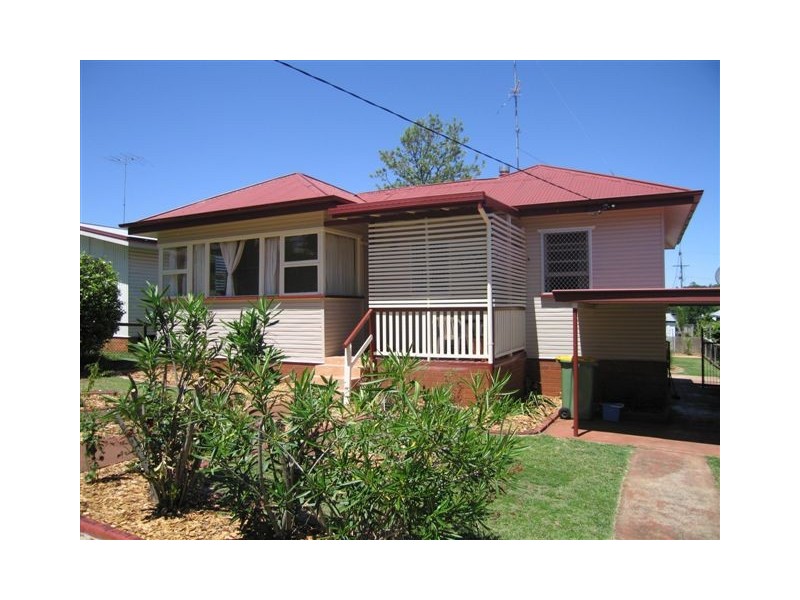 16 Murphy Street, Rangeville QLD 4350