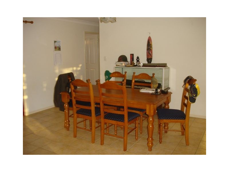 8 Weir Court, Harristown QLD 4350