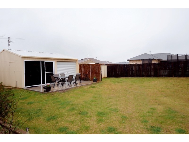 14 Whitman Street, Westbrook QLD 4350