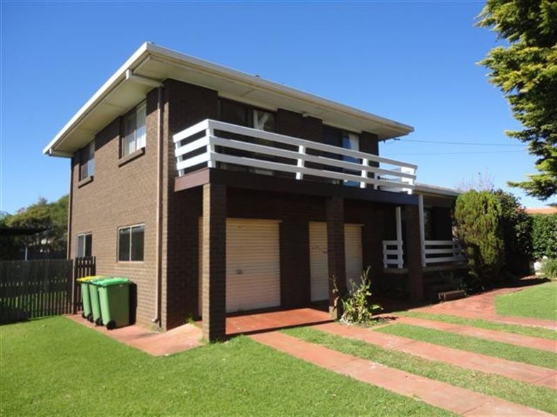 10 Dumba Street, Harristown QLD 4350