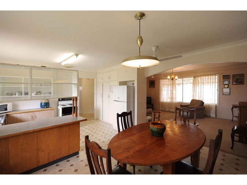 8 Hartman Street, Rangeville QLD 4350