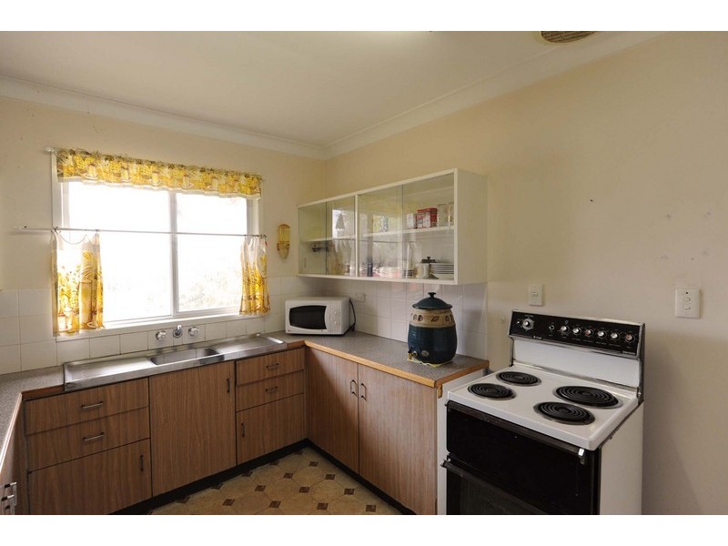 8 Hartman Street, Rangeville QLD 4350