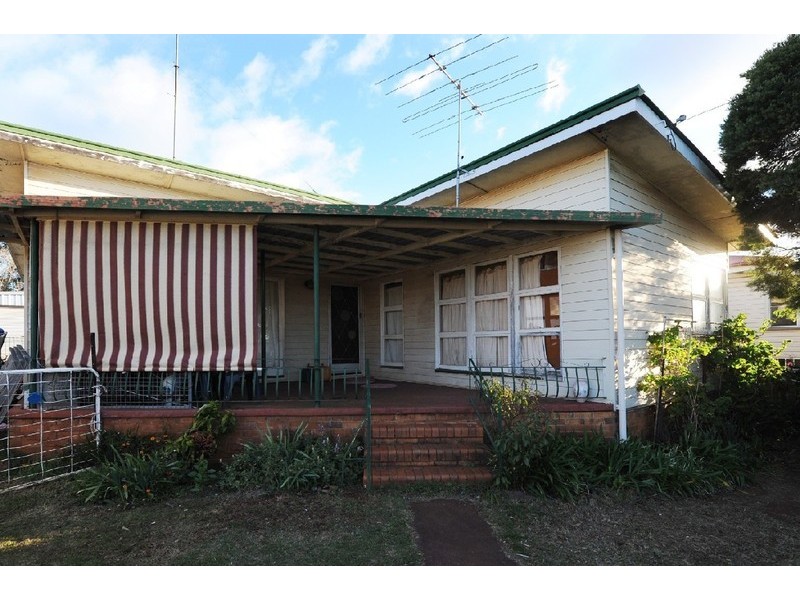 22 Dalmeny Street, Wilsonton QLD 4350