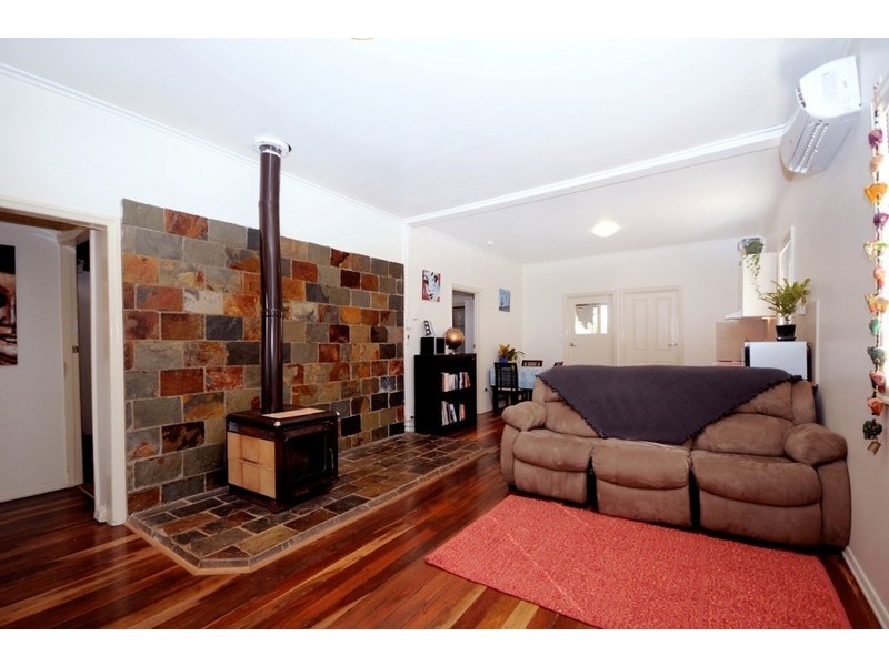 42 Belgium Street, South Toowoomba QLD 4350