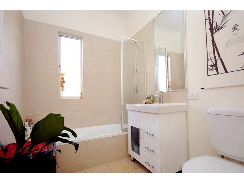 42 Belgium Street, South Toowoomba QLD 4350