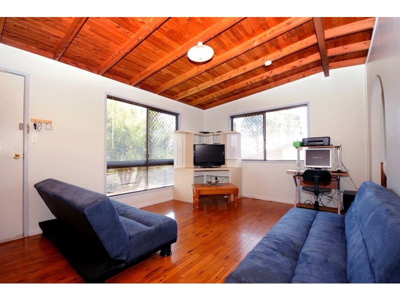 42 Miranda Drive, Wilsonton Heights QLD 4350