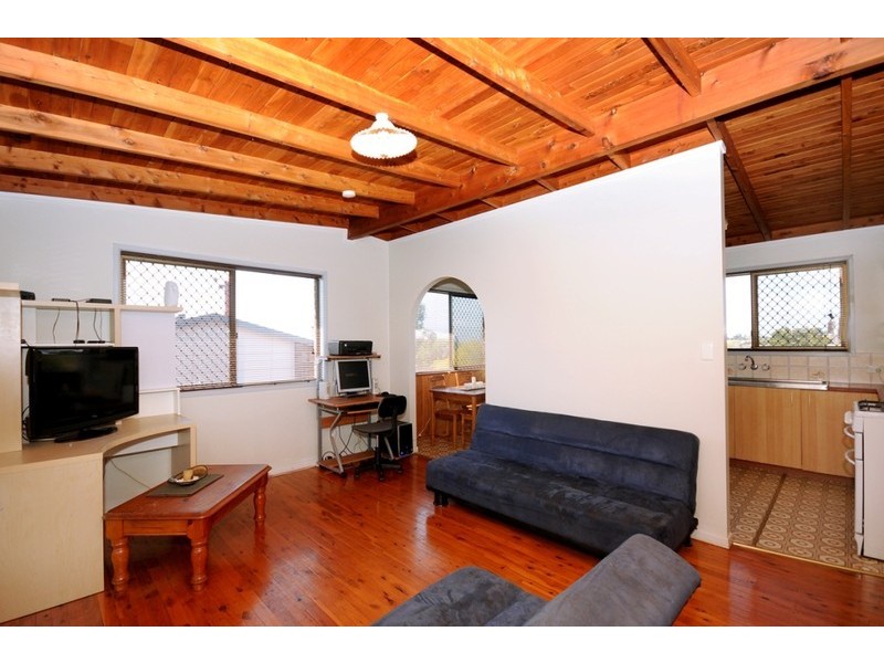 42 Miranda Drive, Wilsonton Heights QLD 4350