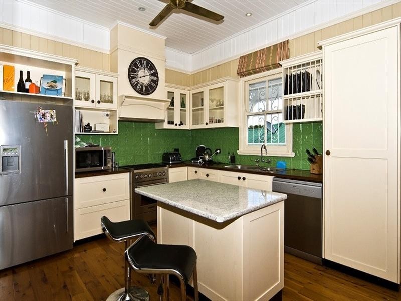 255 Geddes Street, Centenary Heights QLD 4350