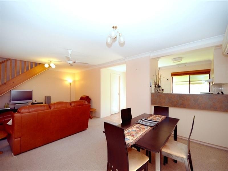 8/21 Herries Street, East Toowoomba QLD 4350