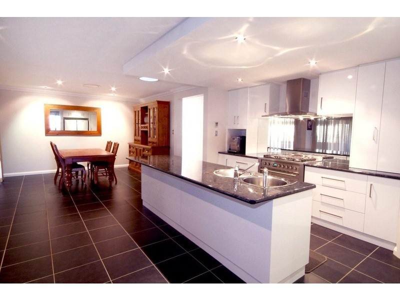 14 Currawong Street, Rangeville QLD 4350