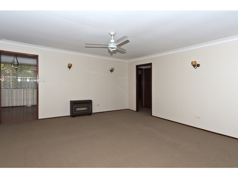 15 Damian Crescent, Kearneys Spring QLD 4350