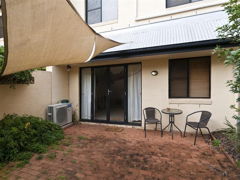 5/2 Chilcote Street, Mount Lofty QLD 4350