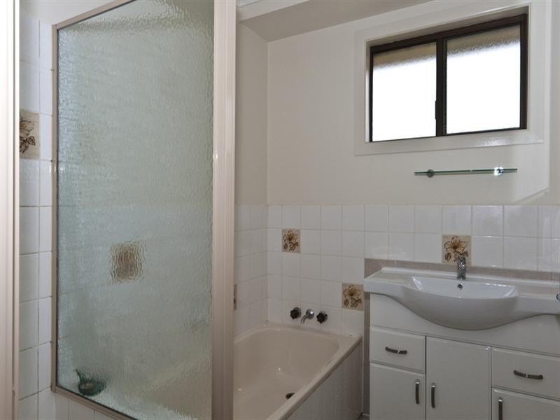 16 Muscat Court, Wilsonton QLD 4350