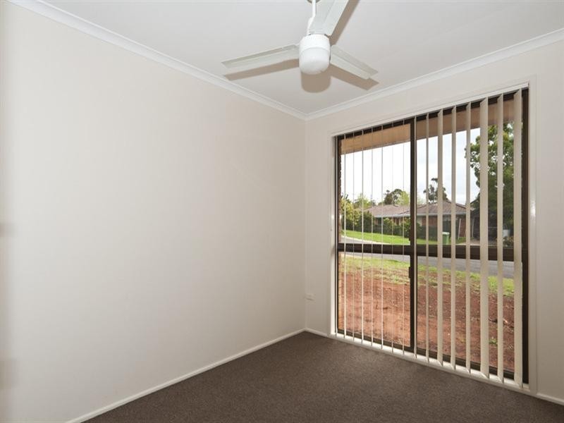 16 Muscat Court, Wilsonton QLD 4350