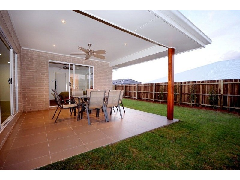 7 Saba Court, Middle Ridge QLD 4350