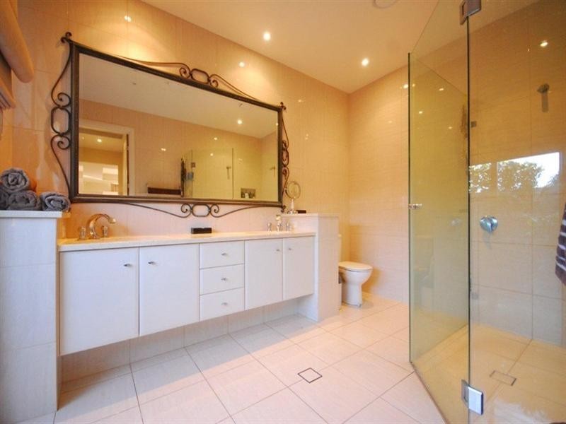 20 Caithness Court, Middle Ridge QLD 4350