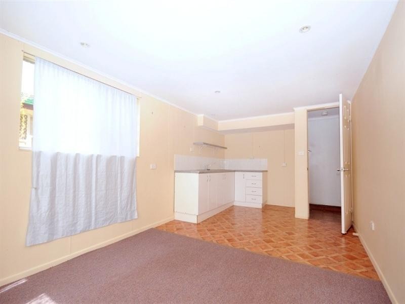 10 Bryan Street, Darling Heights QLD 4350