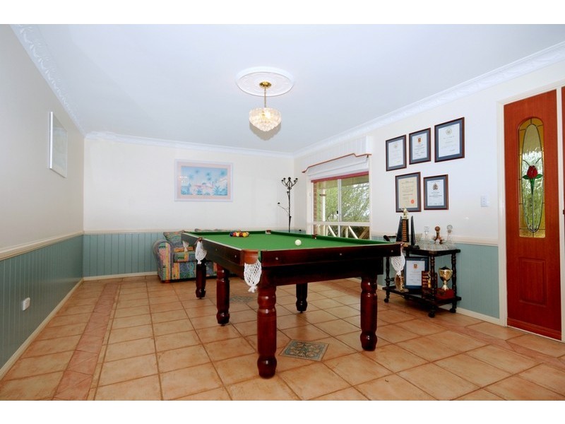 17 Rebecca Street, Glenvale QLD 4350