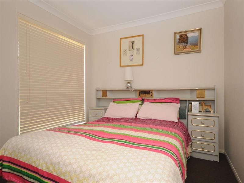 9 Opal Street, Glenvale QLD 4350