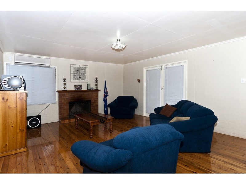 13 Talbot Street, Harristown QLD 4350