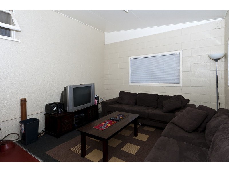 13 Talbot Street, Harristown QLD 4350
