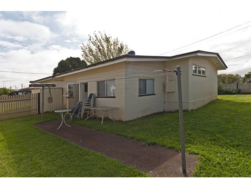 13 Talbot Street, Harristown QLD 4350