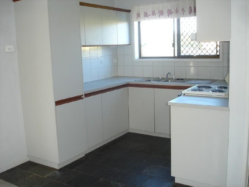 2/458 Stenner Street, Darling Heights QLD 4350