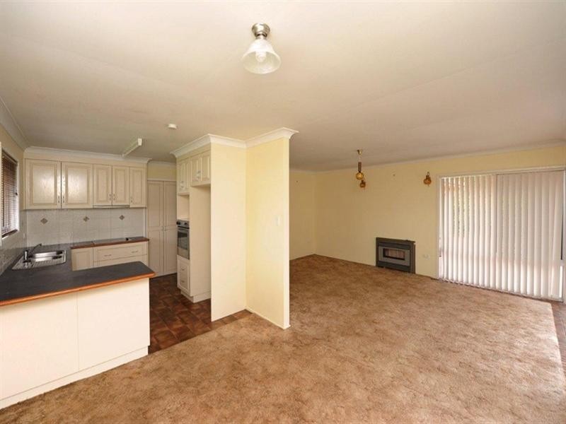 4 Koala Street, Harristown QLD 4350