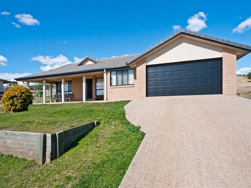 16 Federation Drive, Highfields QLD 4352