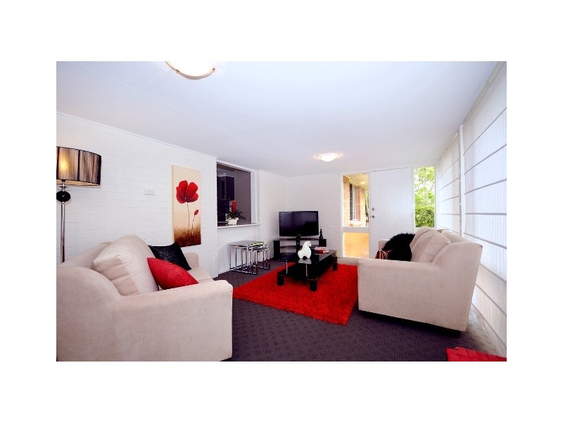 12 Alford Street, Mount Lofty QLD 4350