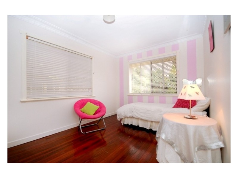 12 Alford Street, Mount Lofty QLD 4350