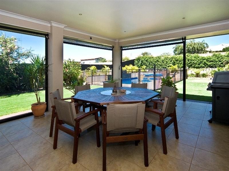 26 Manooka Crescent, Highfields QLD 4352