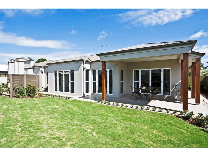 24 Saba Court, Middle Ridge QLD 4350