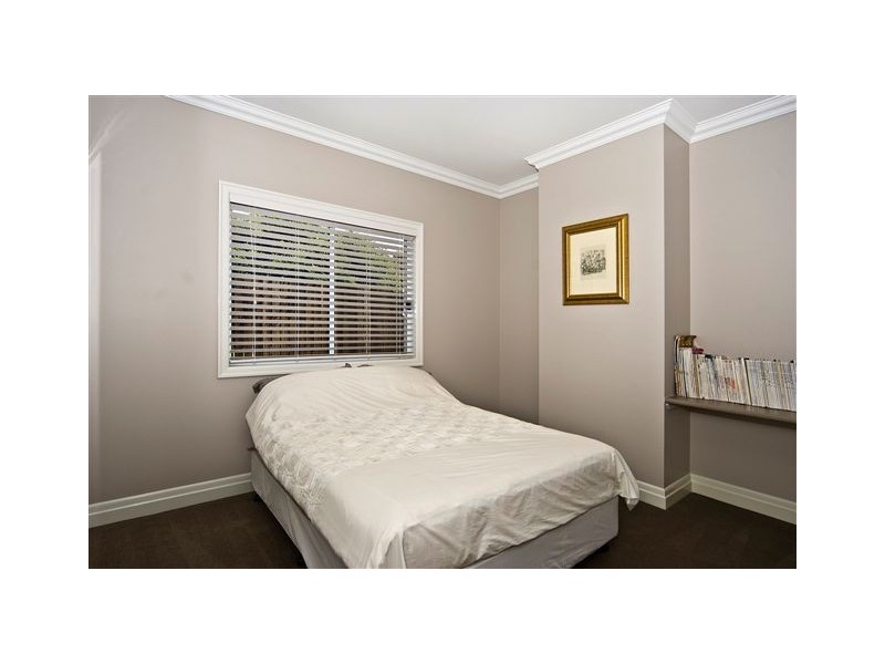 24 Saba Court, Middle Ridge QLD 4350