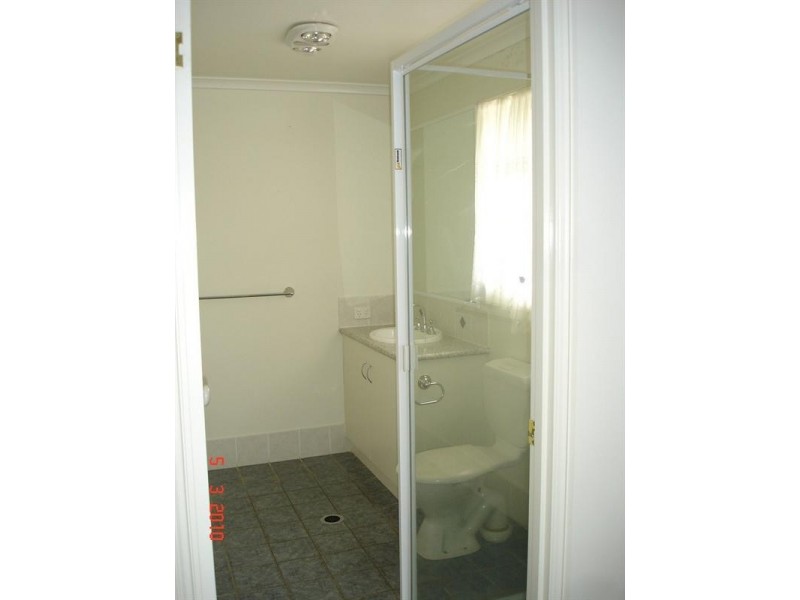 14 Russell Court, Wyreema QLD 4352