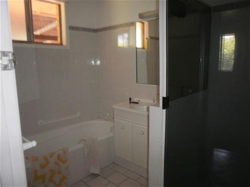 5 Veronica Court, Centenary Heights QLD 4350