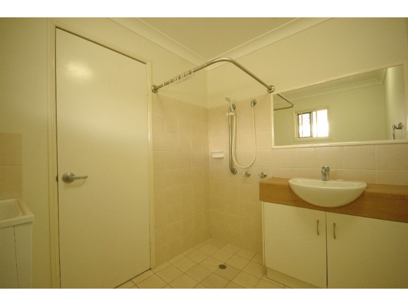 37/306-310 James Street, Harristown QLD 4350