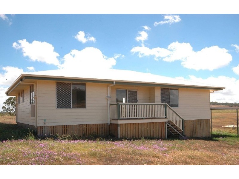 39 Phipps Drive, Meringandan QLD 4352