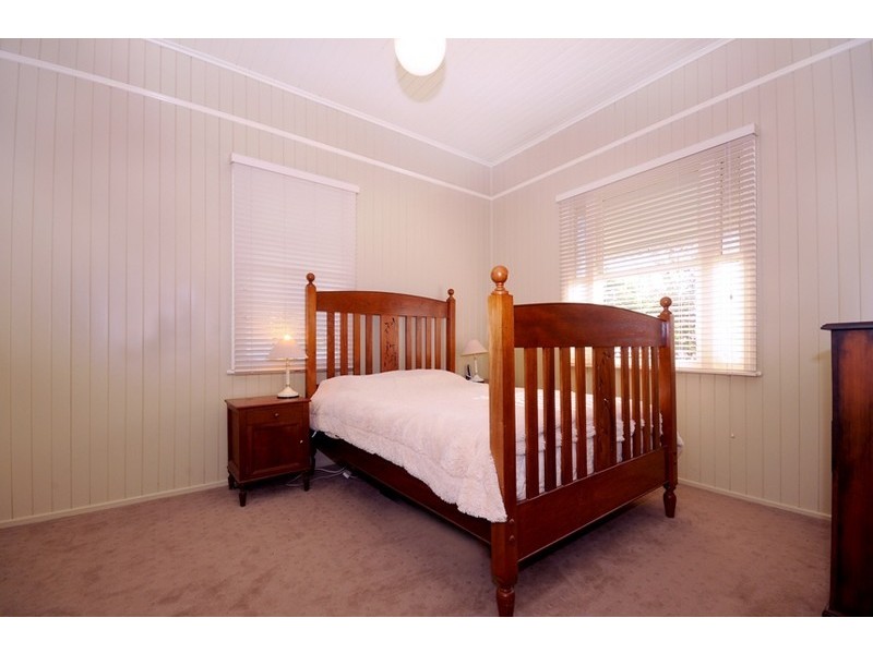 8 Godfrey Street, East Toowoomba QLD 4350