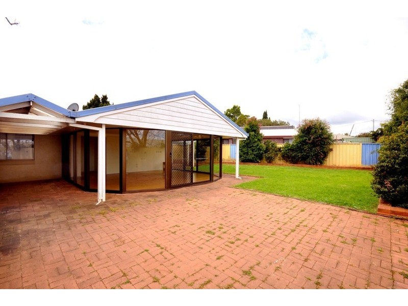 3 Gail Court, Darling Heights QLD 4350