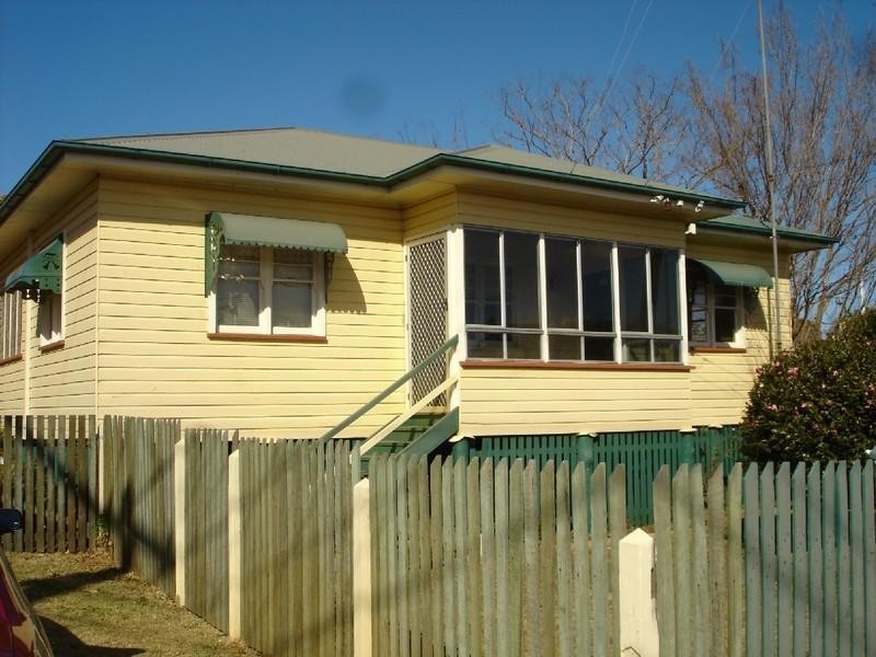 182 Mary Street, East Toowoomba QLD 4350