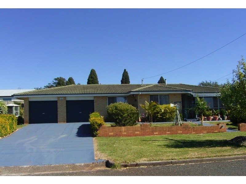204 Alderley Street, Centenary Heights QLD 4350