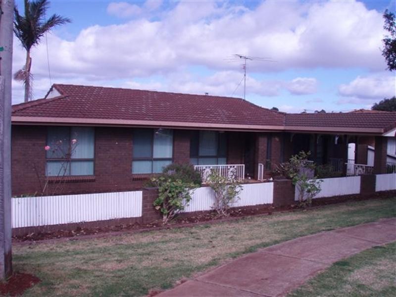 16 Platz Street, Darling Heights QLD 4350