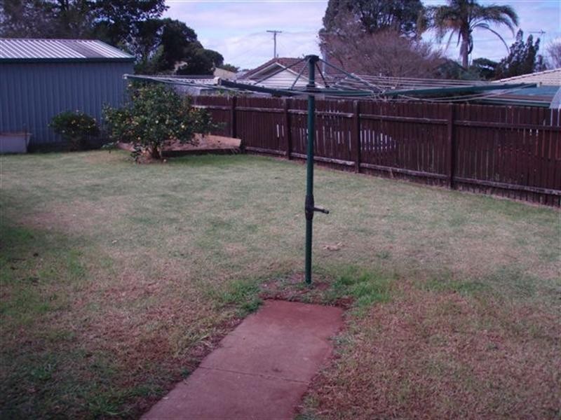 16 Platz Street, Darling Heights QLD 4350