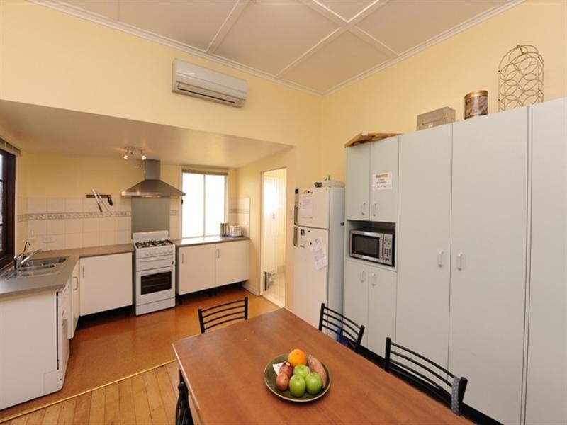 58 Anzac Avenue, Newtown QLD 4350