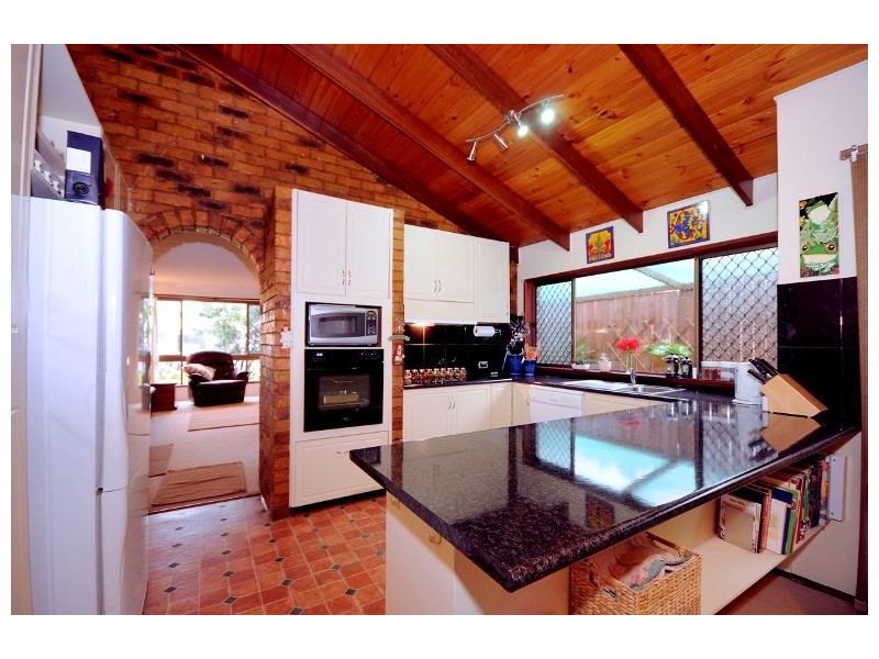 60 Paull Street, Wilsonton QLD 4350