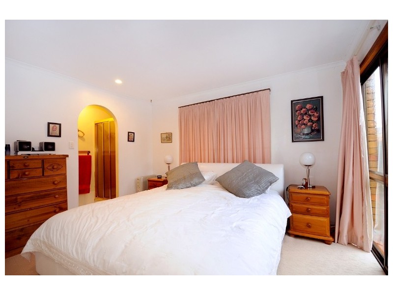 60 Paull Street, Wilsonton QLD 4350